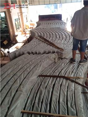 弧形木紋鋁方通