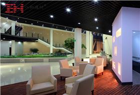 北科建嘉興創新園展示中心-鋁方通吊頂5