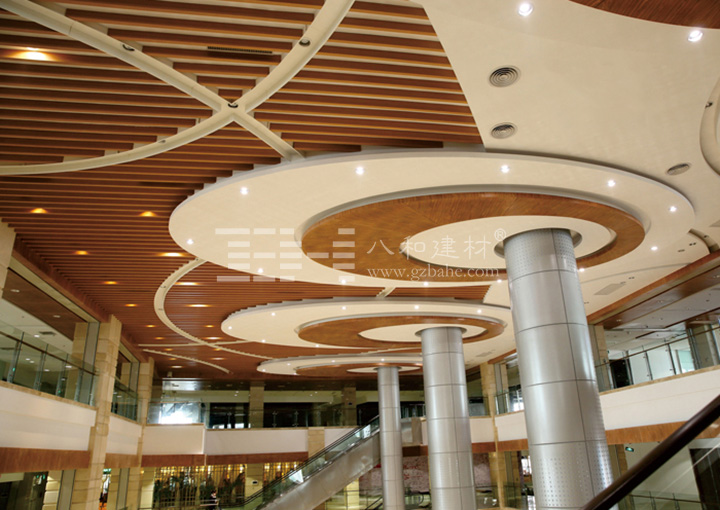 木紋型材鋁方通案例 木紋型材鋁方通案例