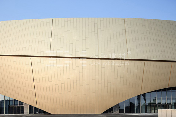 濟(jì)南海寧皮革城-金屬幕墻3 濟(jì)南海寧皮革城-金屬幕墻3