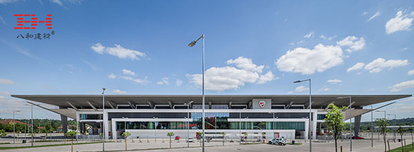 匈牙利的米什科爾茨城鎮(zhèn)新足球場-幕墻鋁單板-005.jpg 匈牙利的米什科爾茨城鎮(zhèn)新足球場-幕墻鋁單板-005.jpg