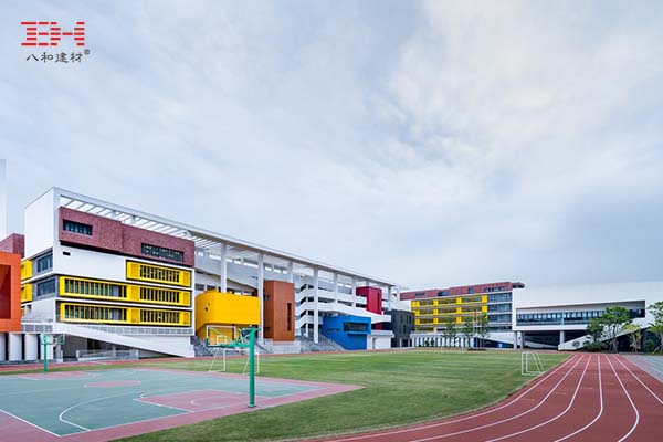 華中師范大學(xué)附屬龍園學(xué)校-外墻鋁單板003.jpg 華中師范大學(xué)附屬龍園學(xué)校-外墻鋁單板003.jpg